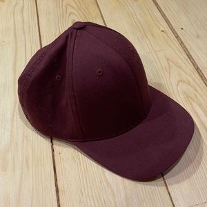 Maroon flex fit cap